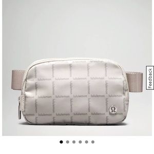 Lululemon everywhere belt bag woodmark grid mini raw linen